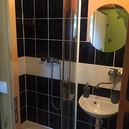 Privat Greta Quarto em Acomodações Particulares *